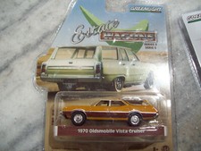 GREENLIGHT 1/64 1970 OLDSMOBILE VISTA CRUISER DIECAST