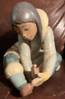 Lladro 2157 Eskimo Girl w/ Cold Feet Retired! Gres! Mint Condition! No Box! L@K