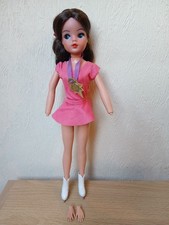 Pedigree 1977 SuperStar Sindy Skater Doll In Original Oufit