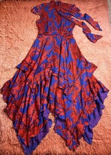 Alice & Olivia LLIA Tie Neck Tiered Flora Print Maxi Dress. Size M