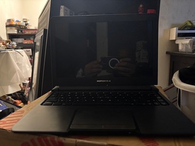 MOTOROLA SJYN0737A LAPDOCK for ATRIX 4G Mobile Phone (Not Included) FOR PARTS