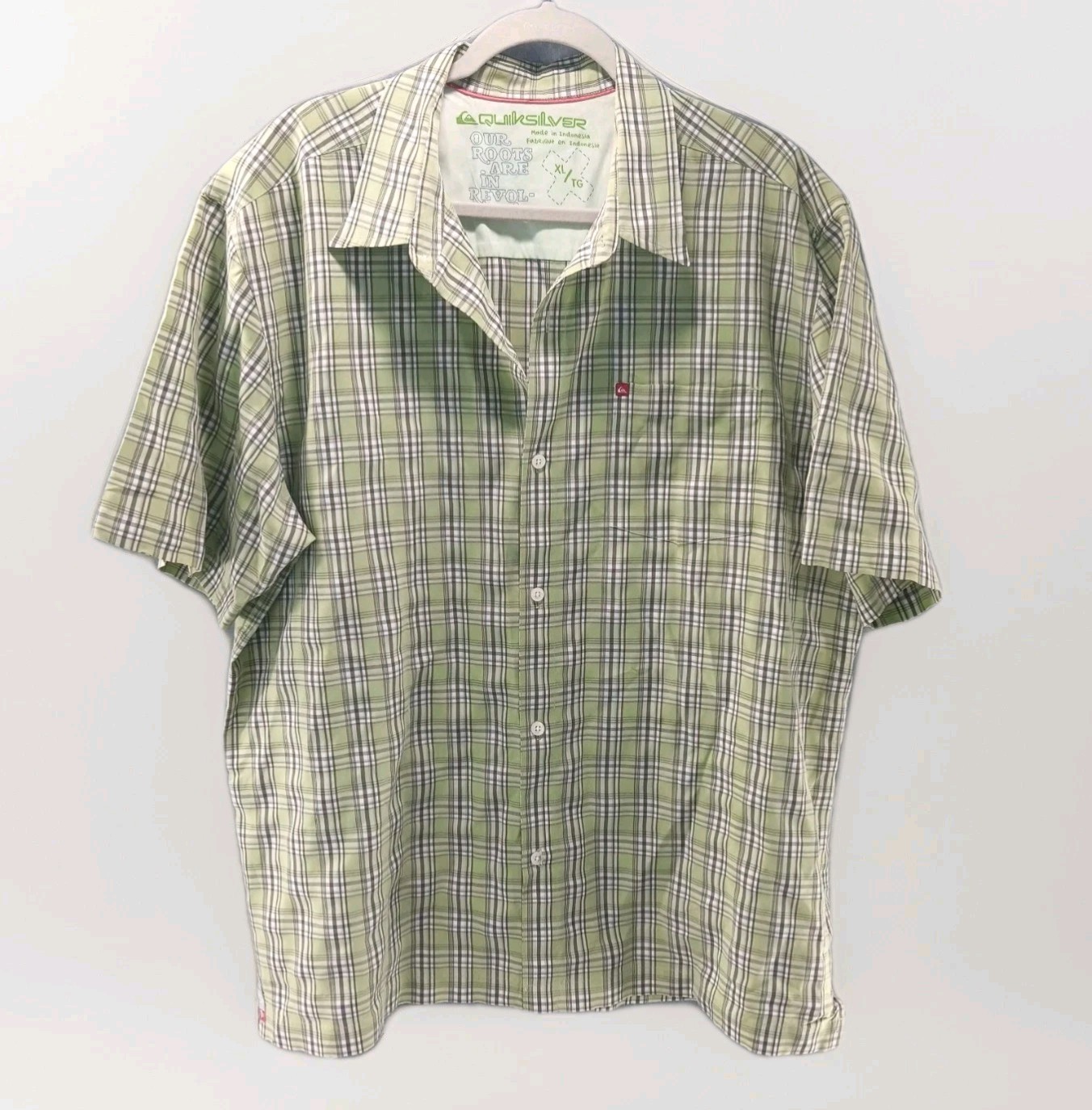 Quiksilver Mens Short Sleeve Button Up Shirt Plaid Skater Y2K Grunge Size XL