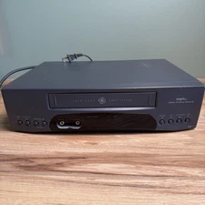 GE VG4062 VCR Video Cassette Recorder VHS Player 4-Head TESTED Working No Remote