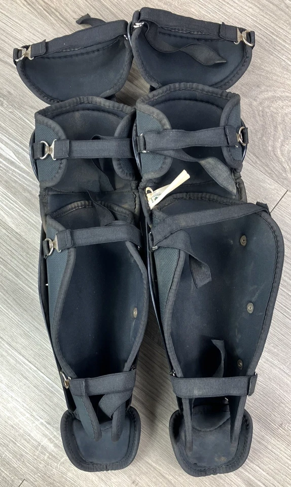 黑色全明星球员系列捕手护腿 LG1216PS — 第 2/2 张图片