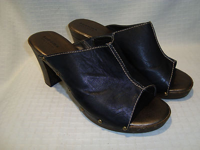 kohls closed toe sandals