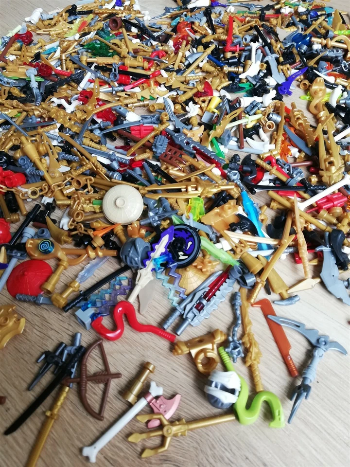 LEGO X30 NINJAGO WEAPONS & WEARABLES MINIFIGURE ACCESSORIES - MIX! + - Image 4 of 4