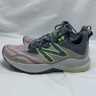 New Balance Women's Dynasoft Nitrel V4 Trail Running Shoe Size 6