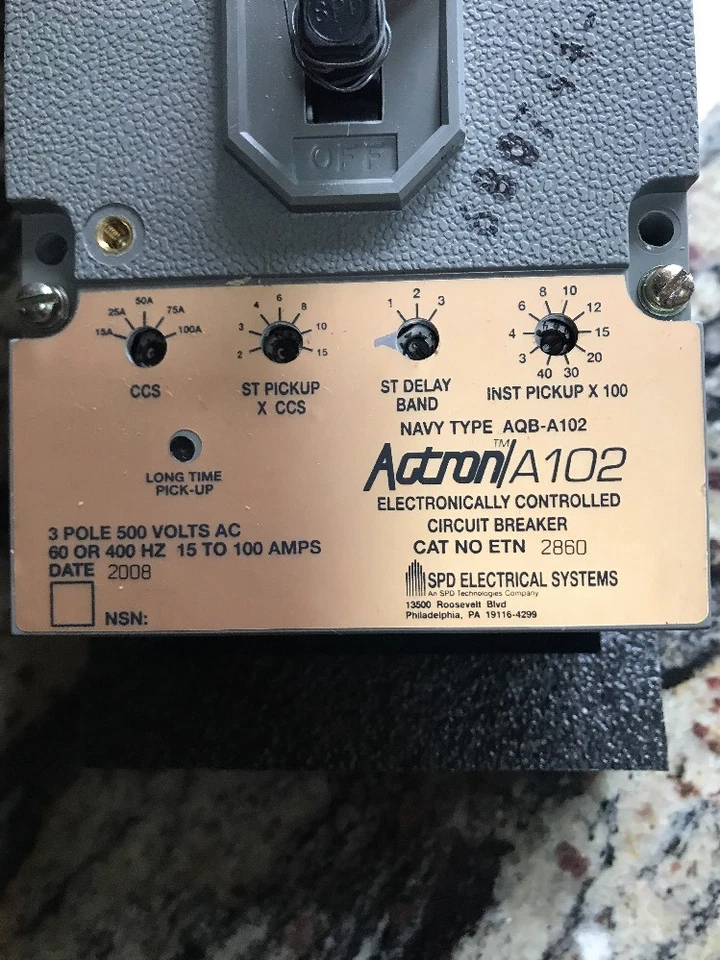 ETN2860 SPD Actron 3 polos 500VAC 10-100A - Disyuntor tipo azul marino - AQB-A102 Foto 3 de 3