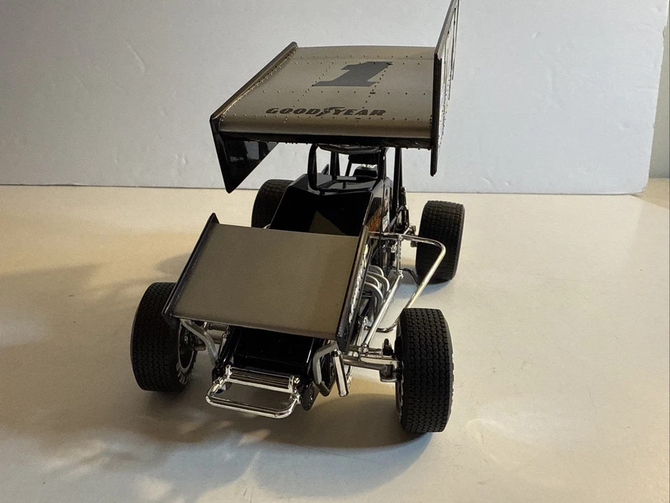 Coche Sprint Sammy Swindell #1 TMC 1997 1/18 GMP Foto 4 de 4