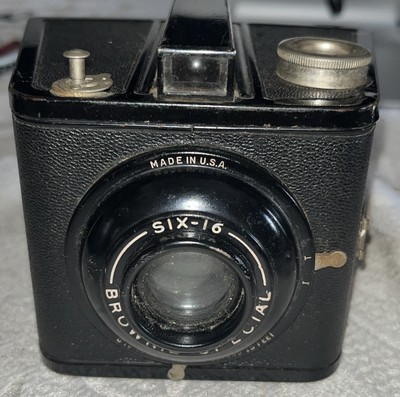 Vintage Kodak SIX-16 Brownie Special Viewfinder Box Camera 1938