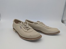 Vintage Womens Hyde Beige Leather Bowling Shoes Size 8 US