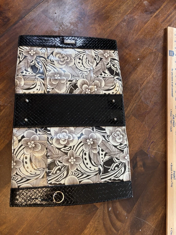 Bolso de Mano Miche Bolso de Mano Leila Clásico Marrón Recubierto Floral SOLO CONCHA - Retirado Foto 3 de 4