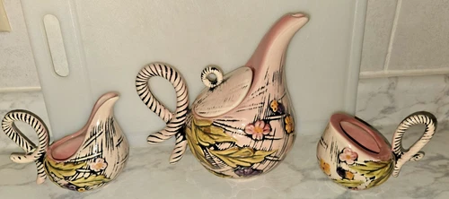 Hull Blossom Flite Pink Tea Set with Sugar Creamer