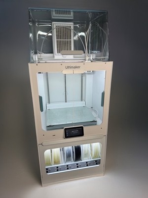 Ultimaker S5 Pro Bundle Material Station Air Manager - Open Box  3D Printer