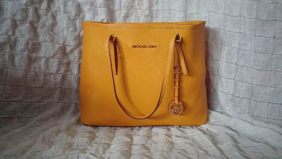 Michael Kors, Bags, Jet Set Travel Large Saffiano Leather Tote