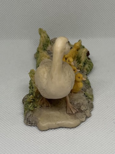 SCHMID Lowell Davis Border Fine Art 1984 Duck w/Ducklings Figurine Scotland F32 - Picture 4 of 8