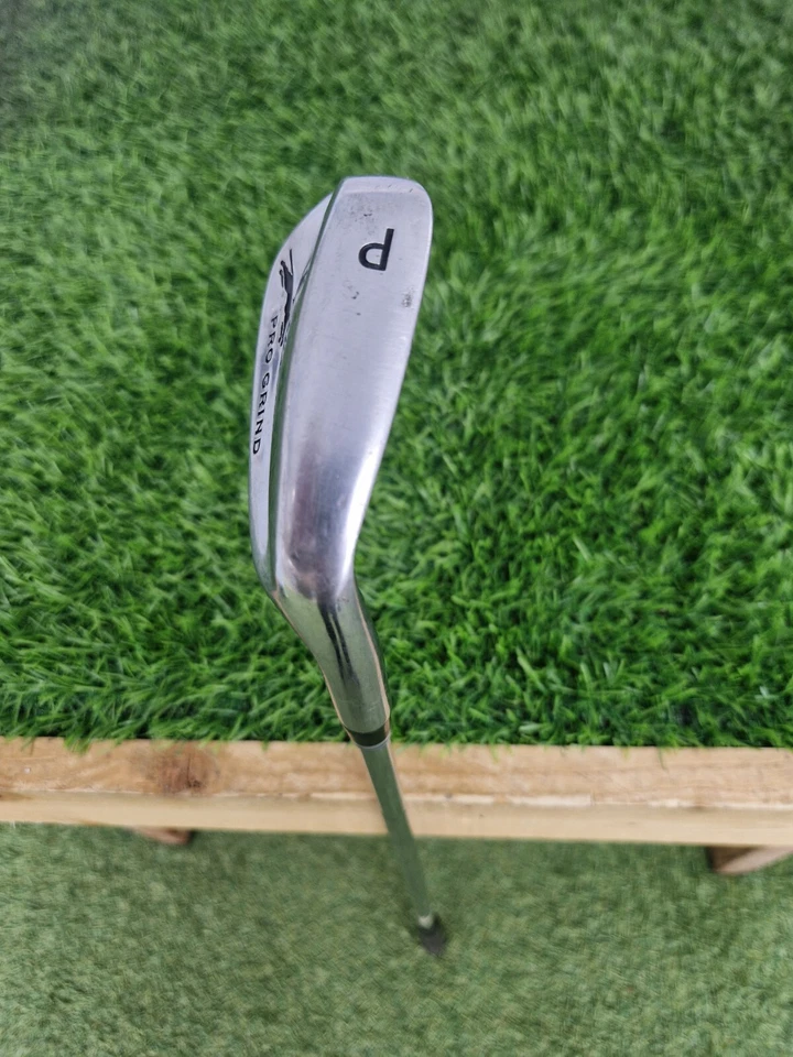 Slazenger Pro Grind Pitching Wedge - Stiff Flex Steel Shaft - Right Handed - Image 3 of 4