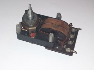 Motor aus Philips AG2117 PW-01 Plattenspieler