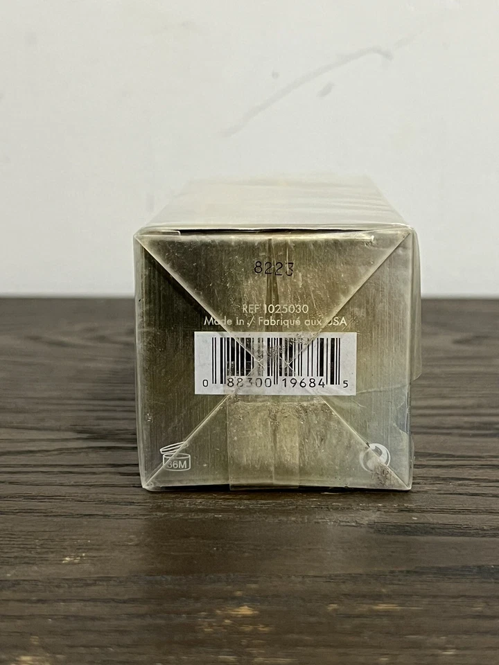 Ck IN2U By Calvin Klein Eau de Toilette Spray Feminino 1.7 FL OZ 50 ml NOVO *SELADO* - Imagem 4 de 4