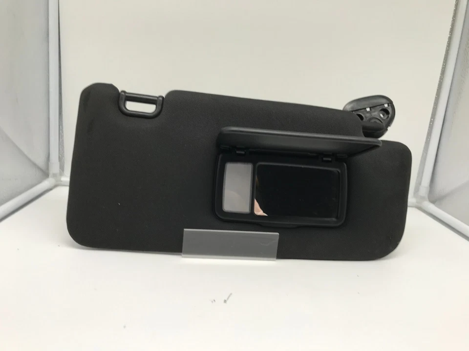 Черный оригинальный пассажирский солнцезащитный козырек для Subaru WRX 2016-2018 годов выпуска SV0511 - Изображение 4 из 4