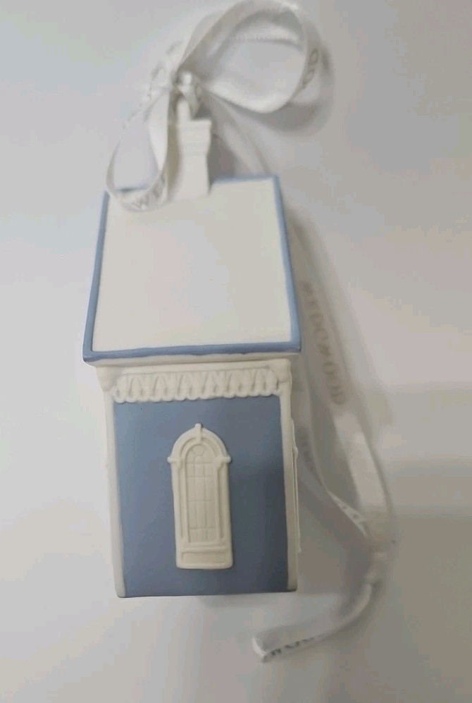 Picture 4 of 5