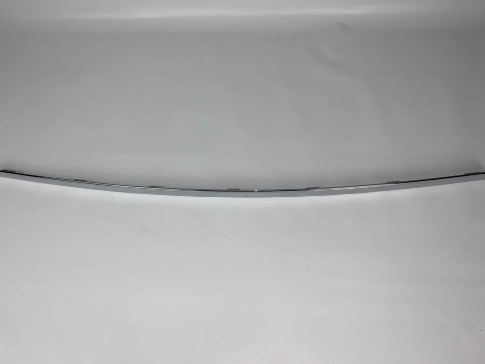 07-14 Cadillac Escalade Ventana Revelar Moldura Borde Cromo Delantero Izquierdo LH OEM Foto 2 de 4