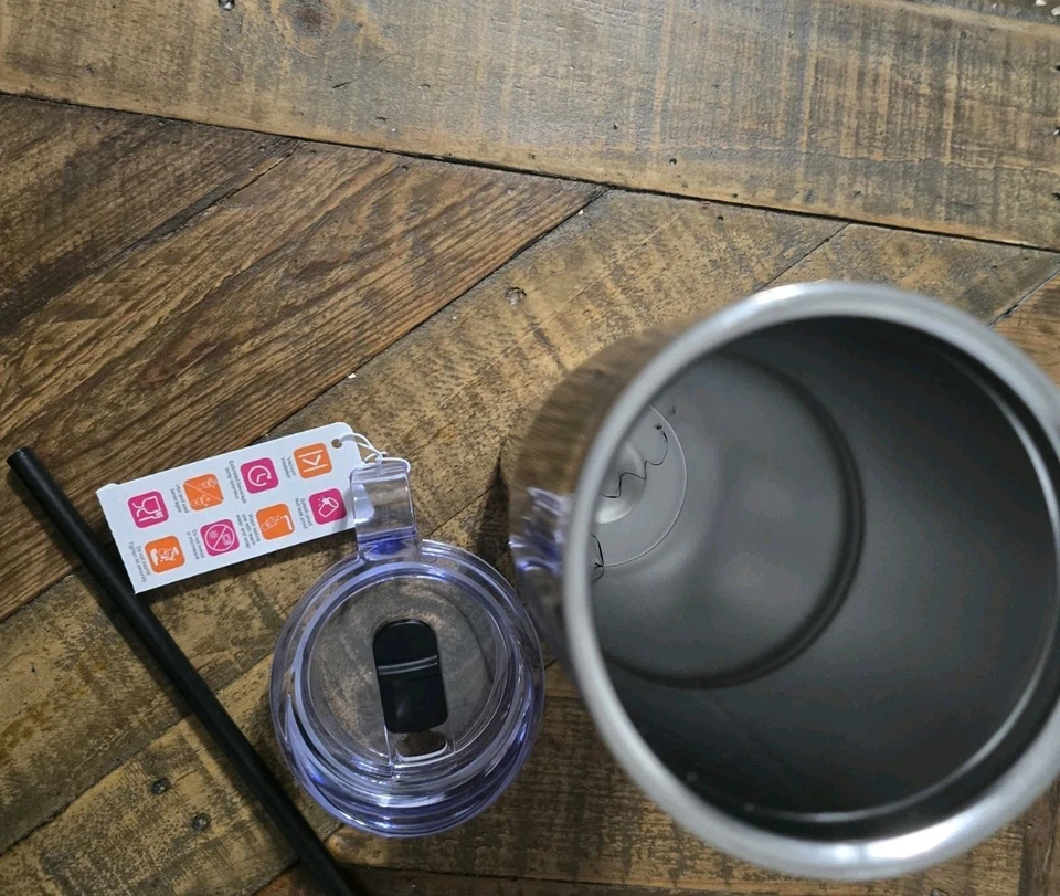 Rare Dunkin Americana Tumbler 32oz - Image 3 of 4