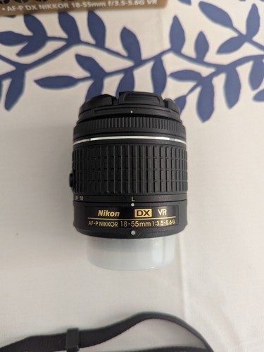 Nikon D5600 24.2 MP Digital SLR Camera kit with 18-55mm Lens and extra batteries - Picture 9 of 19