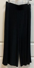 Chicos Travelers Wide-Leg Black Cropped / Capri Pants Sz 1 US 8 / Medium 29 W