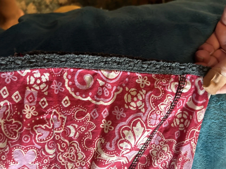 Falda grande forrada Angie Red Bandana A para mujer Foto 3 de 4