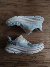 Hoka One One Clifton 9 1127896 VLS Beige Running Shoes Womens Sz 9 B No Insoles