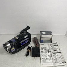 JVC GR-AX760U Compact VHS-C Camcorder TESTED w/ Manual, Charger  Tapes