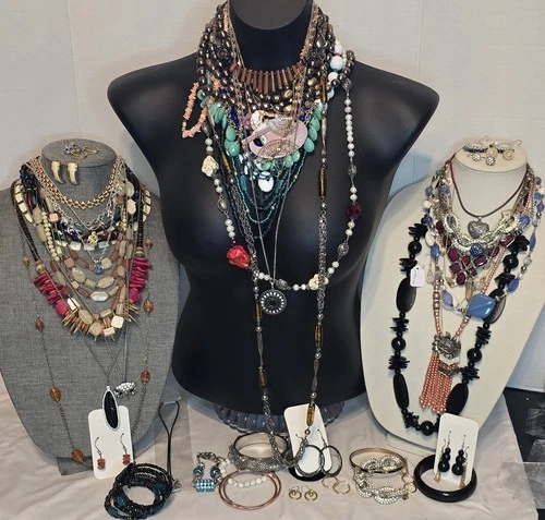 5 Lbs Mixed Jewelry Lot Wearable Vintage Modern Gold Silver Tone Costume