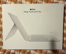 Apple iPad Magic Keyboard Folio Keyboard Folio/Case White w/ Integrated Stand