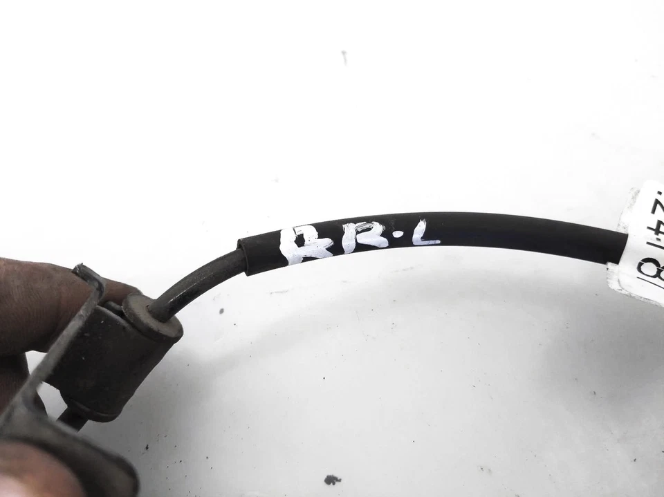 Sensor antifreno ABS rueda del conductor trasero Hyundai Tucson 2016-2021 91920-D3010 Foto 2 de 4