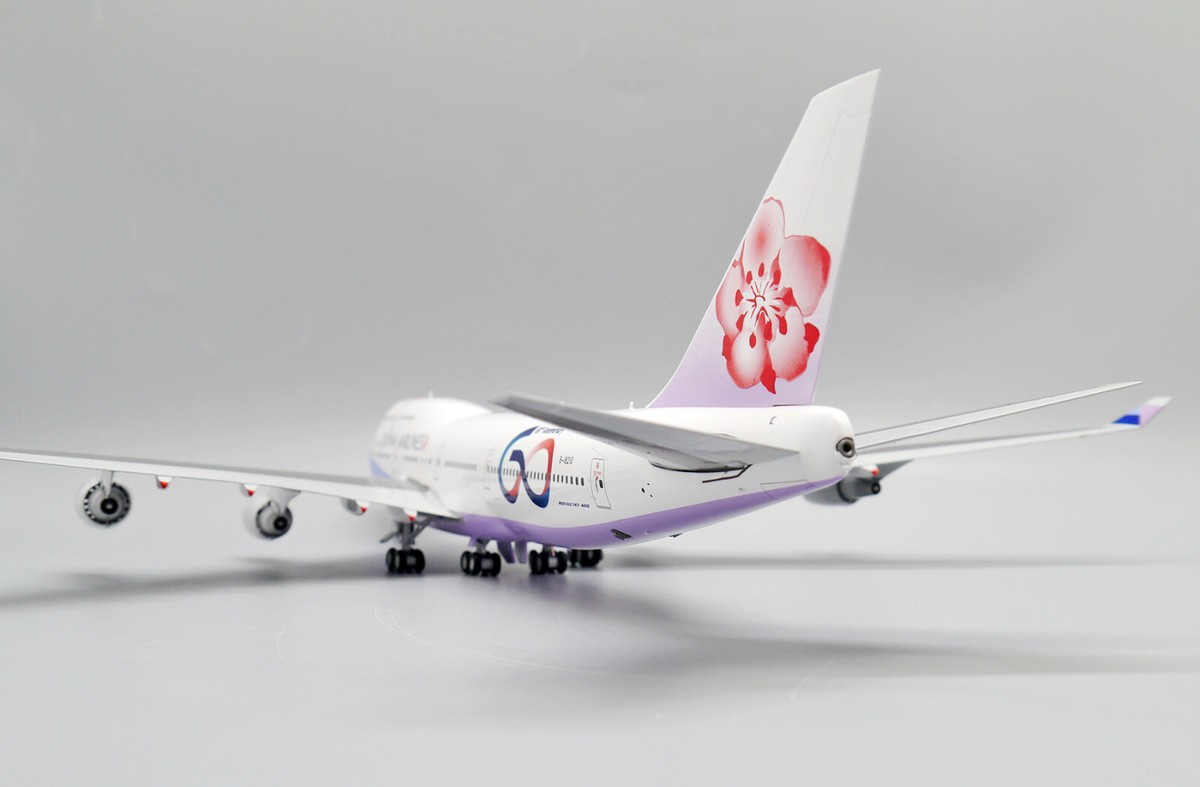 チャイナエアライン 747-400 B-18210 1/200 Jcwings China Airlines Boeing 747-400 