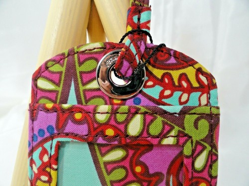 Vera Bradley's LUGGAGE ID TAG in the RESORT MEDALLION Pattern, NWT - Picture 3 of 4