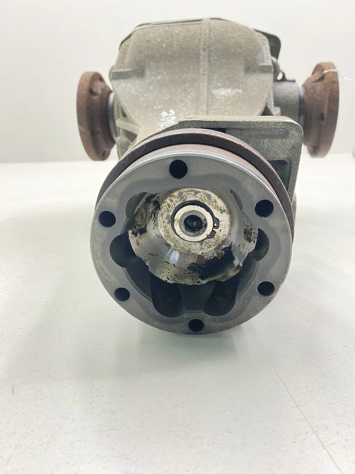 AUDI A6 C7 QUATTRO REAR AXLE DIFFERENTIAL CARRIER OEM 2012 - 2017 - Image 2 of 4