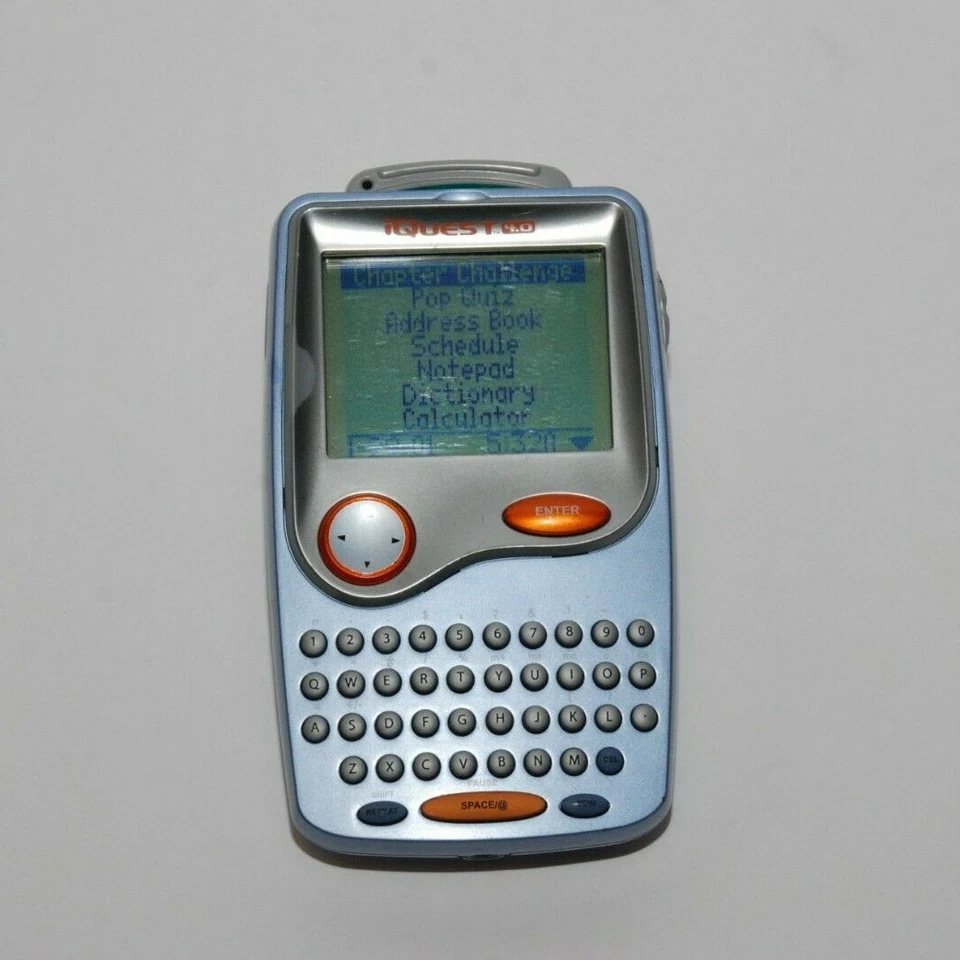 Leap Frog iQuest 4.0 Electronic Handheld Educational Game System + 3 cartridges - Image 2 of 3