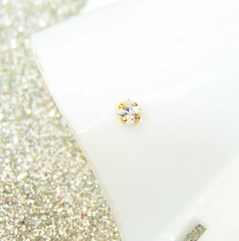 Anillo de nariz indio enchapado en oro de 22k piedra de cristal nariz oreja pasador mujer joyería Foto 2 de 4