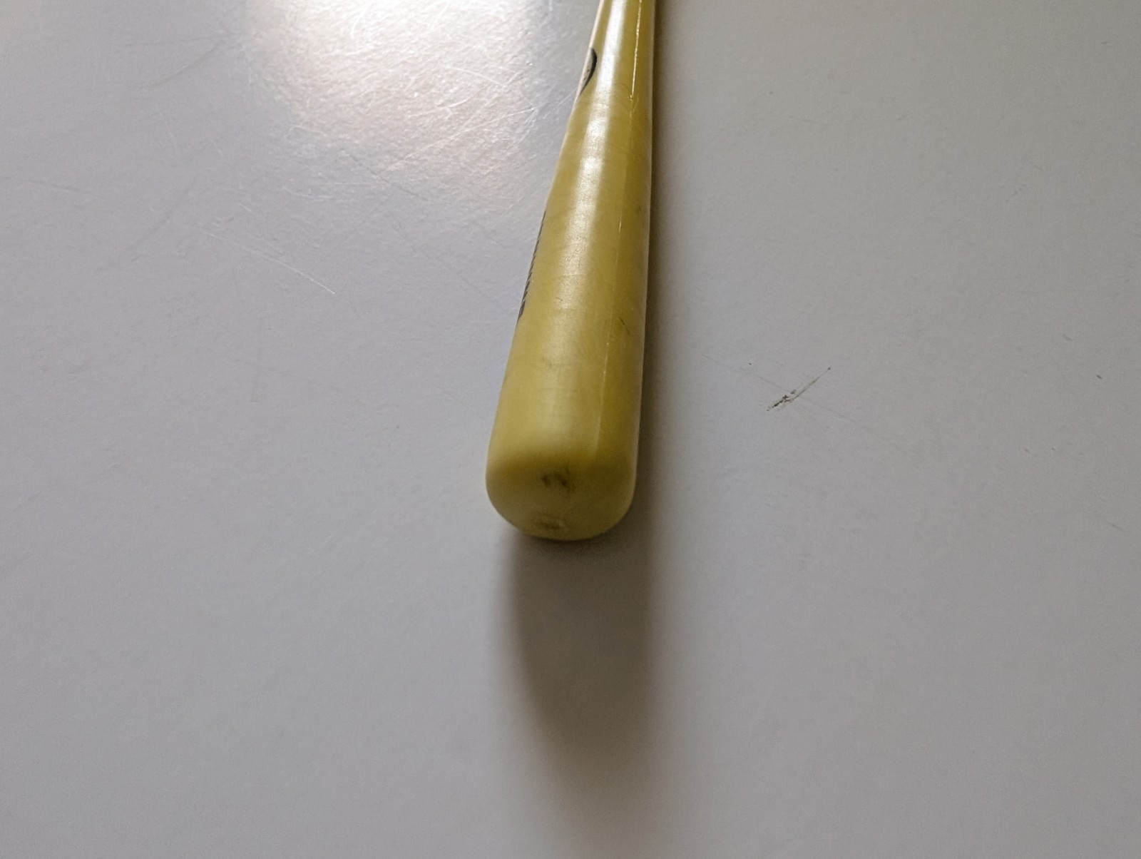 Three Vintage Louisville Slugger Plastic Mini Bats NY Yankees, Robin Yaunt