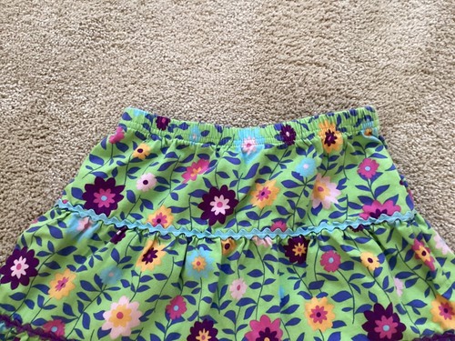 Hanna Andersson Girl 4 (100) Cotton Tiered Floral Skirt w/ Rick Rack - Picture 5 of 13