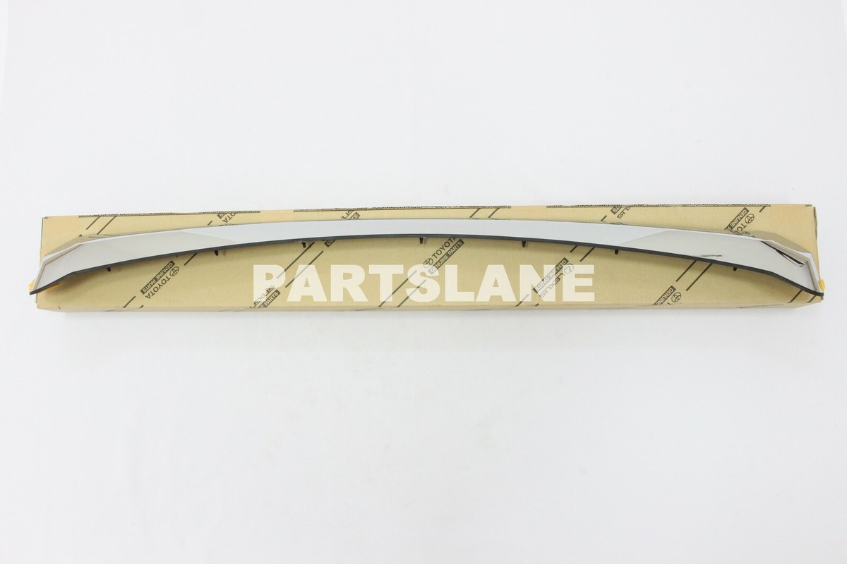 トーレス　2頭 Toyota Land Cruiser Prado GDJ150 OEM Genuine Front Hood Molding