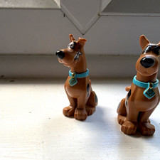 LEGO Scooby-Doo Dog Minifigure Lot of 2 Brown with Blue Collar