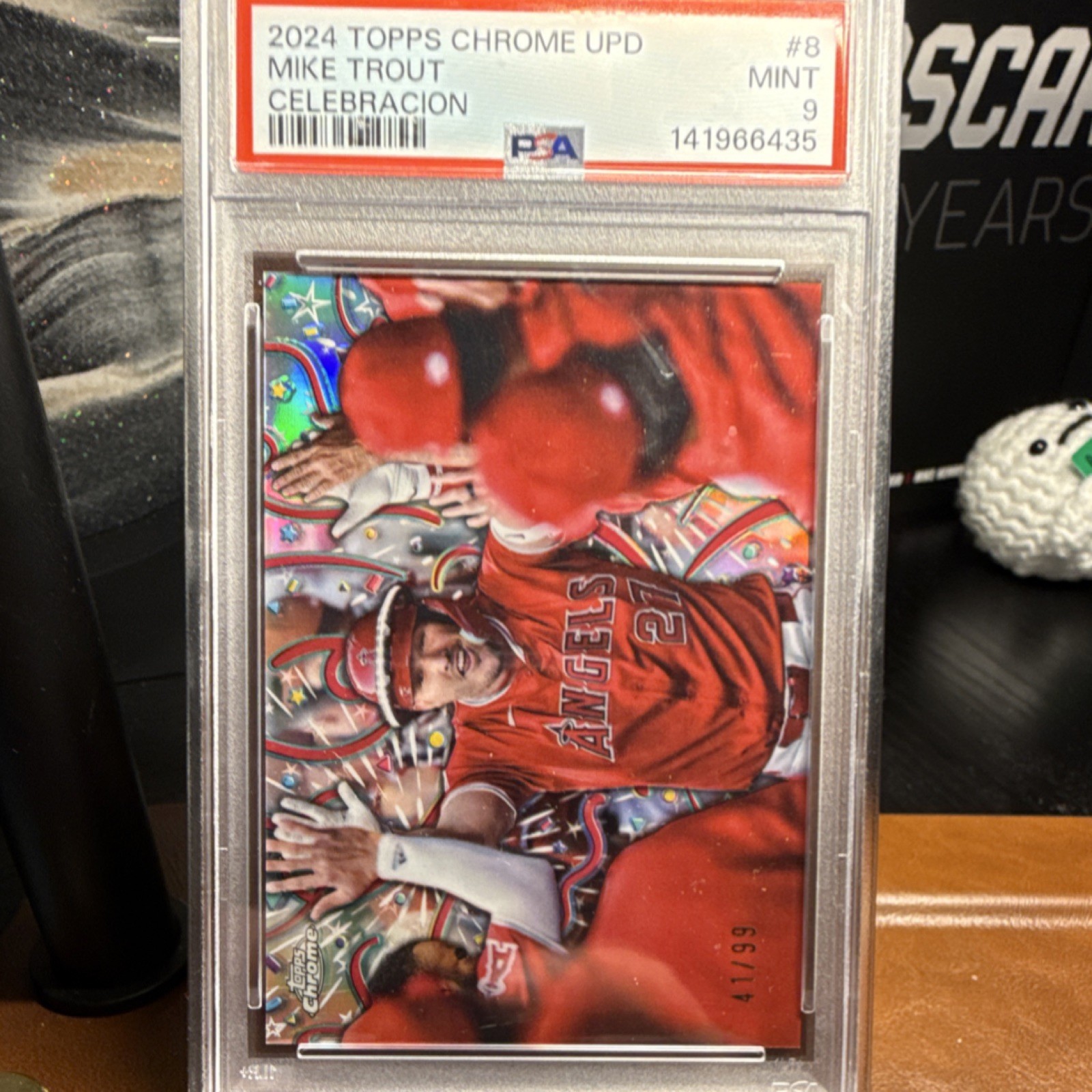 Topps 2024 Chrome Update Celebración Mike Trout #CELE-8 PSA 9 /99