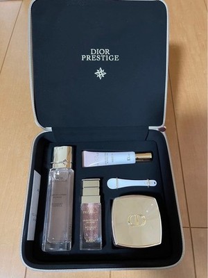 Dior Prestige Discovery Skincare Coffret Set Regenerating & Perfecting limited
