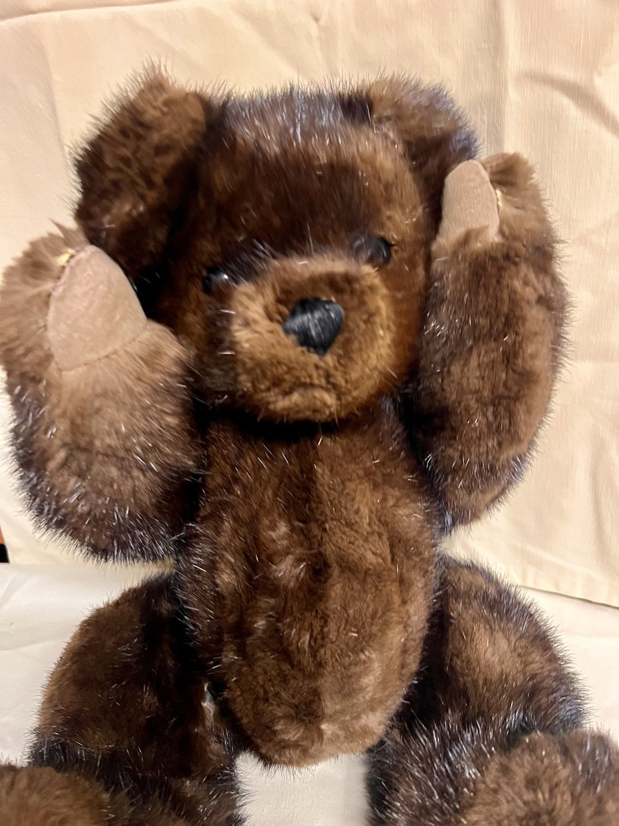 Real FUR 16 