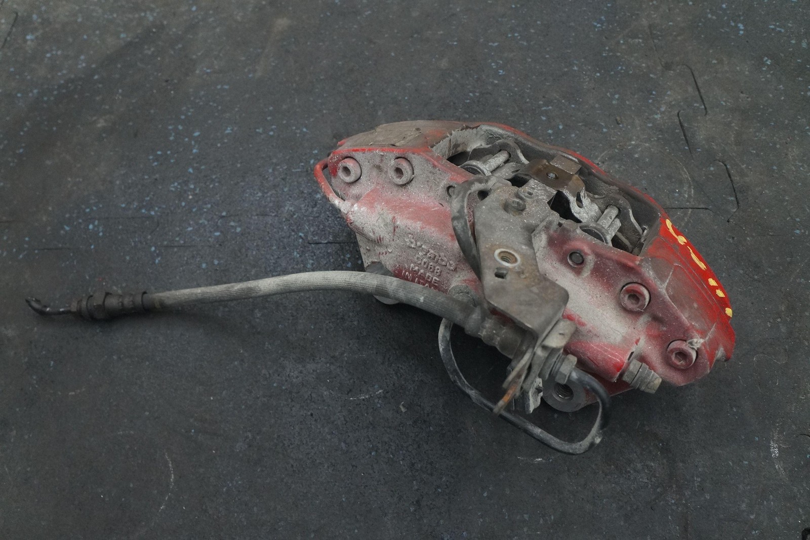 Rear Left Brake Caliper 670006308 Maserati Ghibli Quattroporte M156 M157 13-16