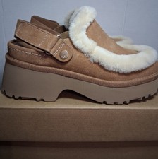 UGG Esmee Clogs Women's Tan Faux Fur Trim-Women's 9 S/N 1173331