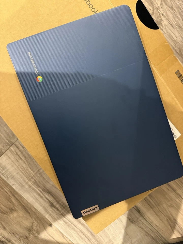 Lenovo IdeaPad Flex 3 82T3001MUK 15." HD Chromebook Celeron N4500 4GB 128GB eMMC - Image 4 of 4